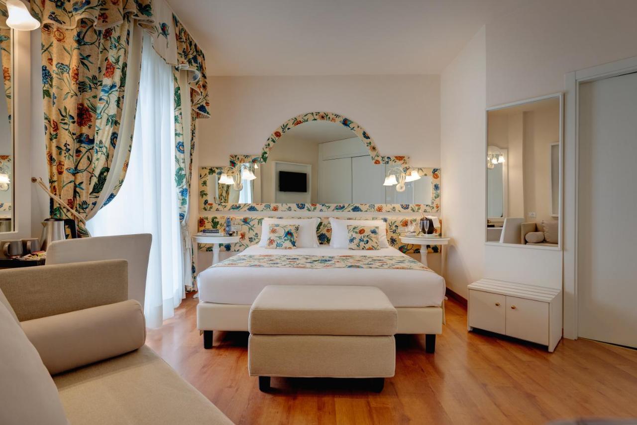 Hotel Cavalieri Palace & Suites Lido di Jesolo Zewnętrze zdjęcie