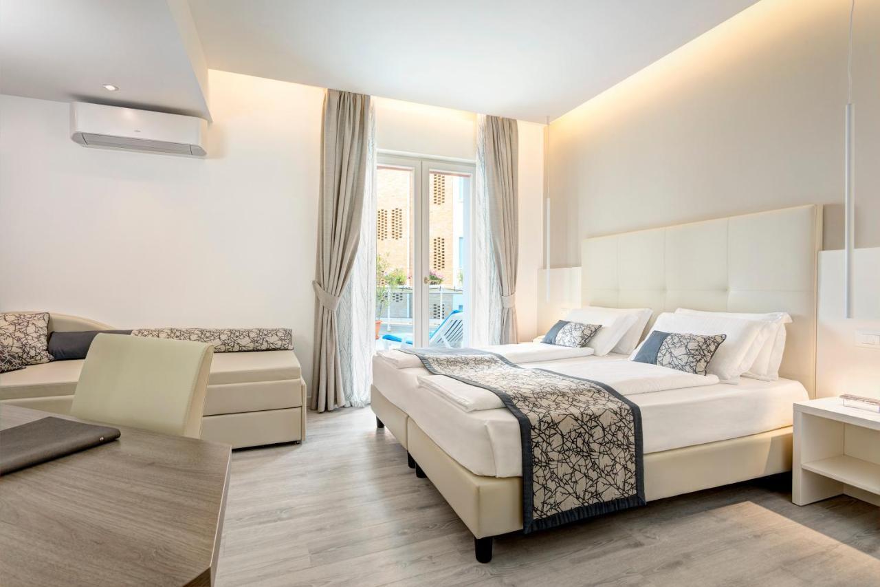 Hotel Cavalieri Palace & Suites Lido di Jesolo Zewnętrze zdjęcie