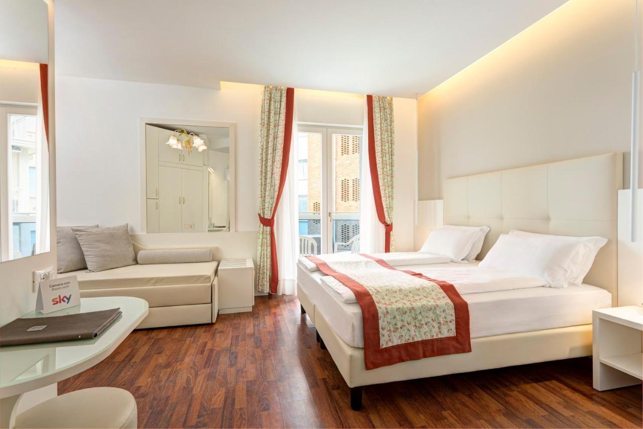 Hotel Cavalieri Palace & Suites Lido di Jesolo Zewnętrze zdjęcie
