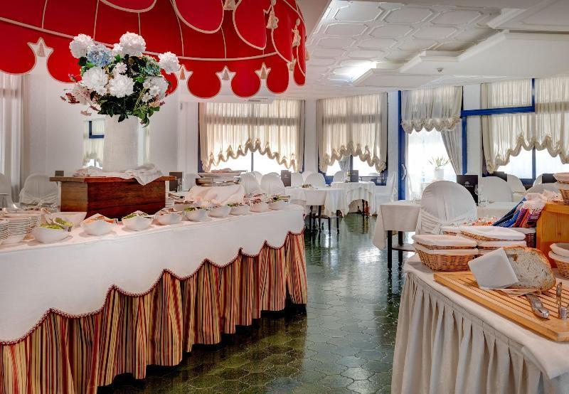 Hotel Cavalieri Palace & Suites Lido di Jesolo Zewnętrze zdjęcie