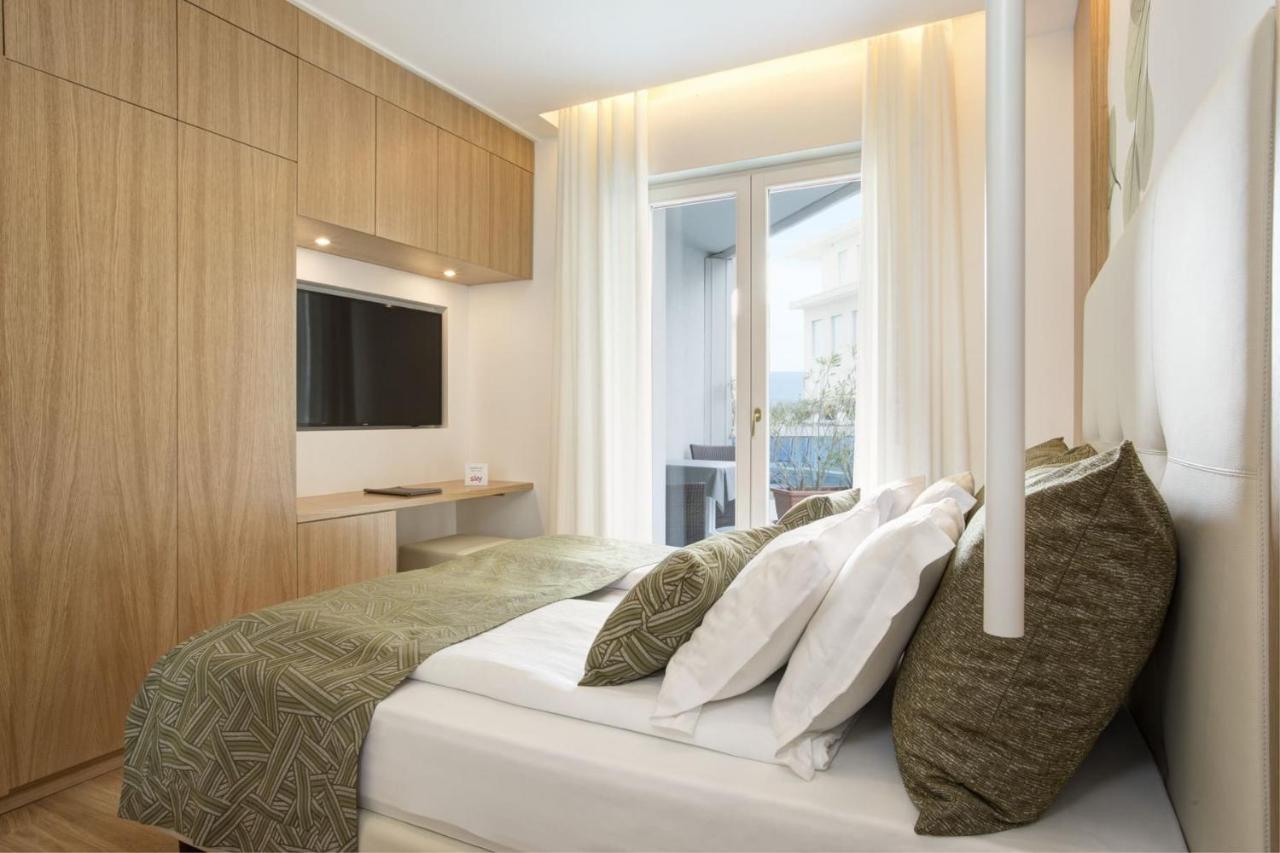 Hotel Cavalieri Palace & Suites Lido di Jesolo Zewnętrze zdjęcie