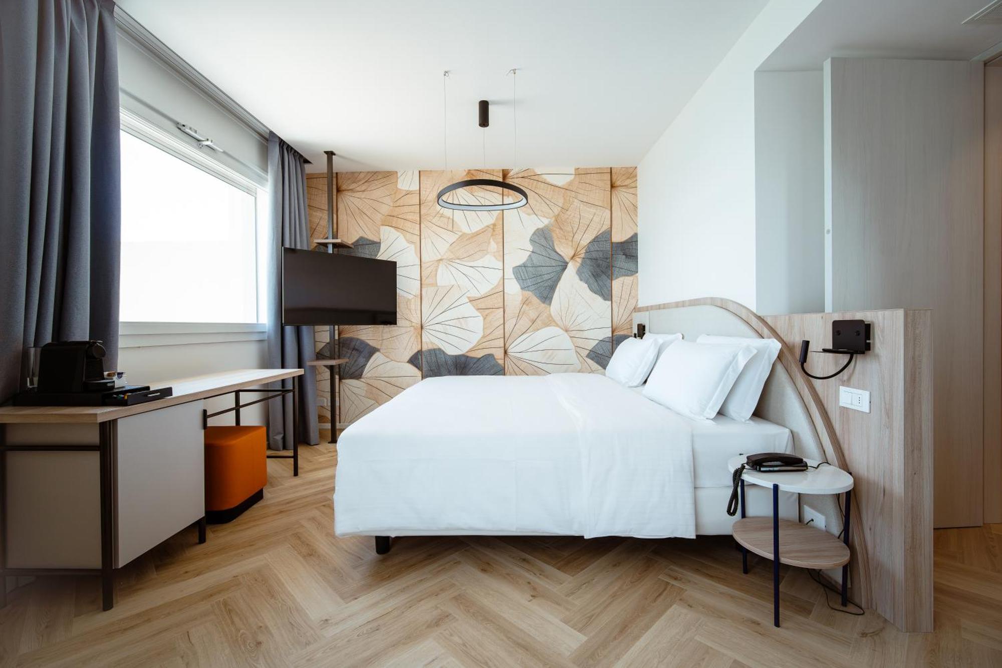 Hotel Cavalieri Palace & Suites Lido di Jesolo Zewnętrze zdjęcie