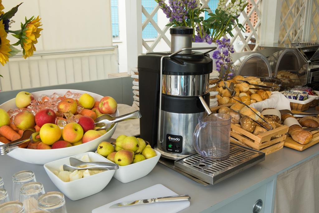 Hotel Cavalieri Palace & Suites Lido di Jesolo Zewnętrze zdjęcie