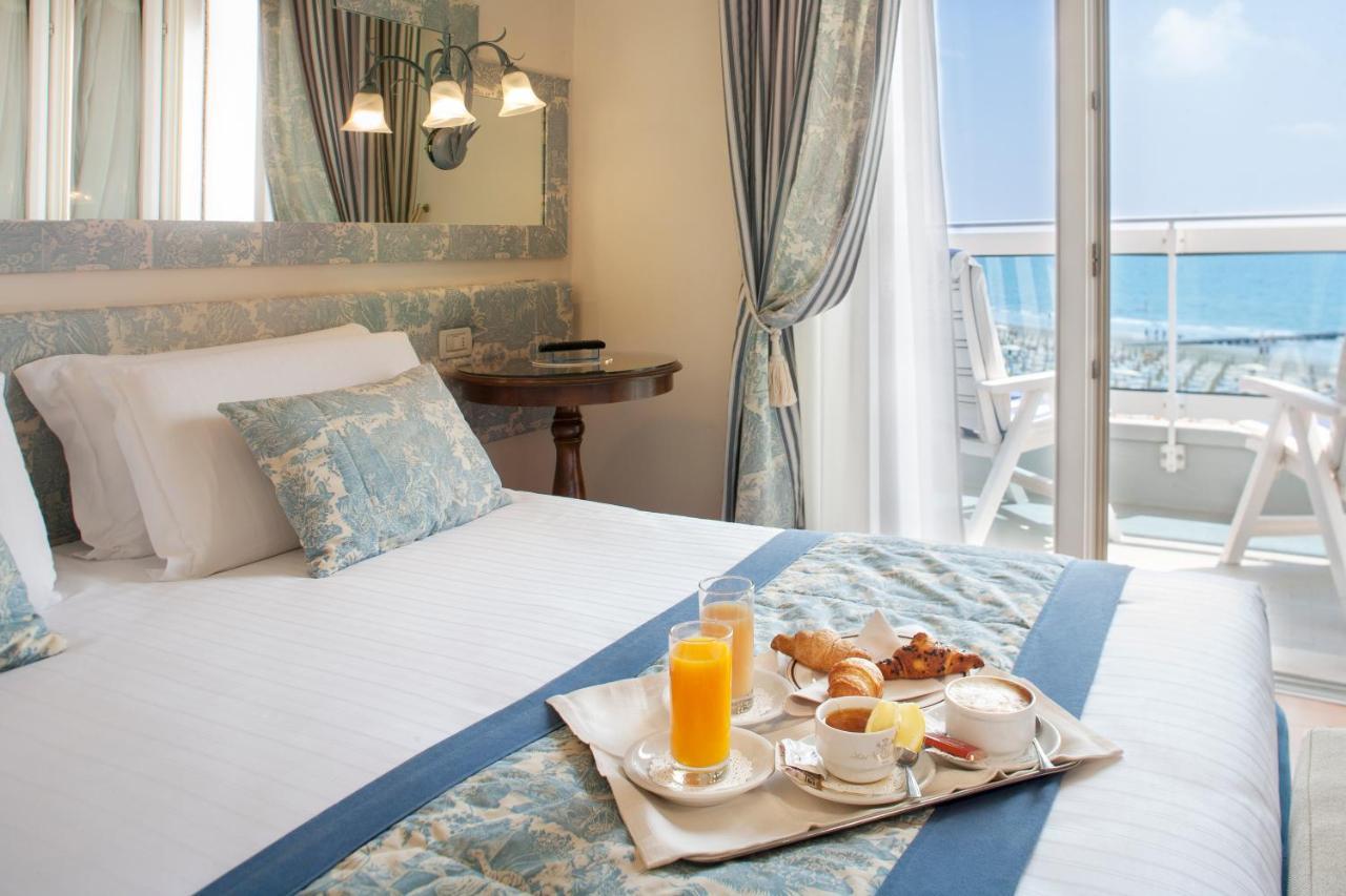 Hotel Cavalieri Palace & Suites Lido di Jesolo Zewnętrze zdjęcie